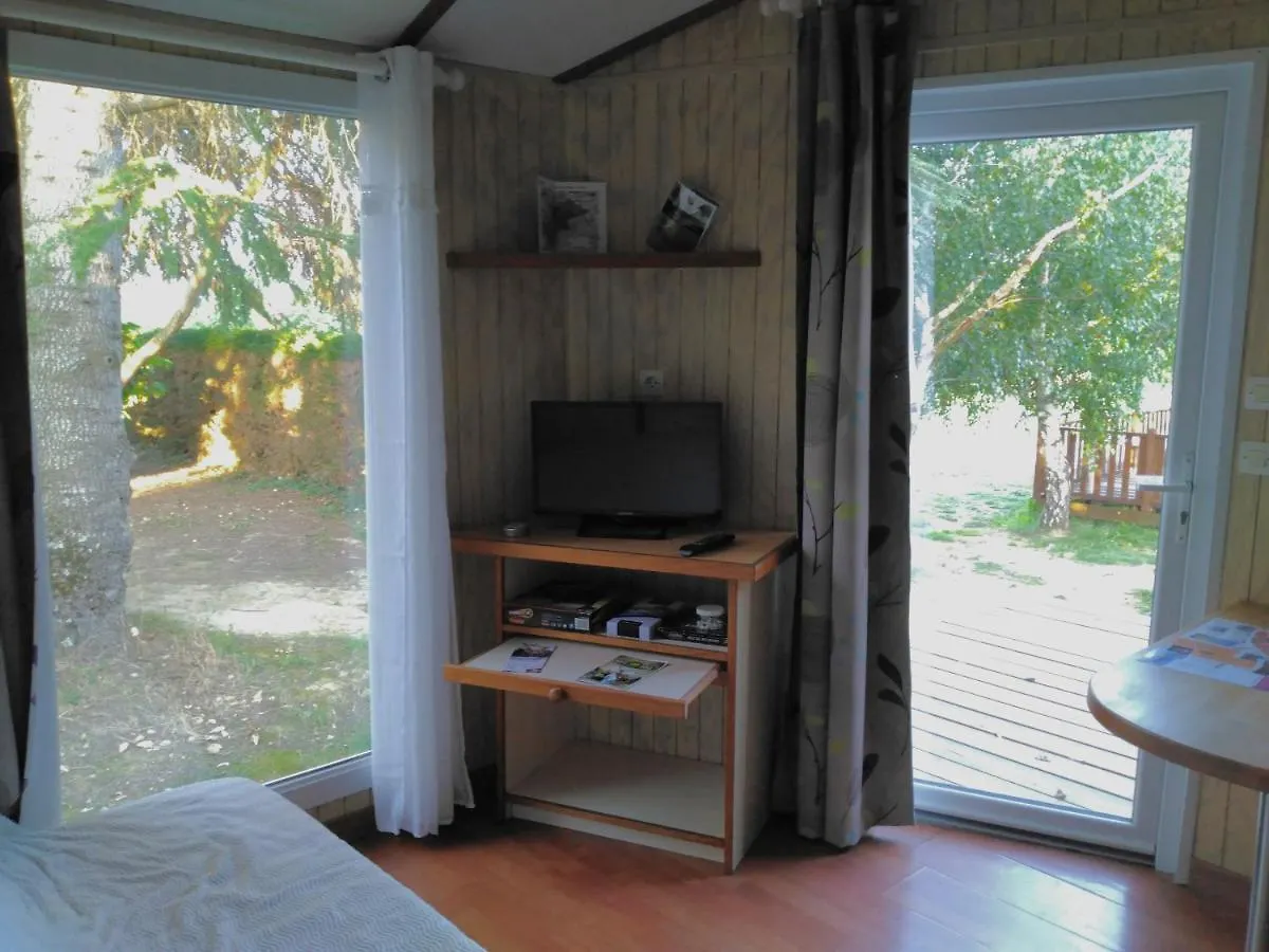 Paradise Challets And Camping Hotel Sarrecave Frankrig